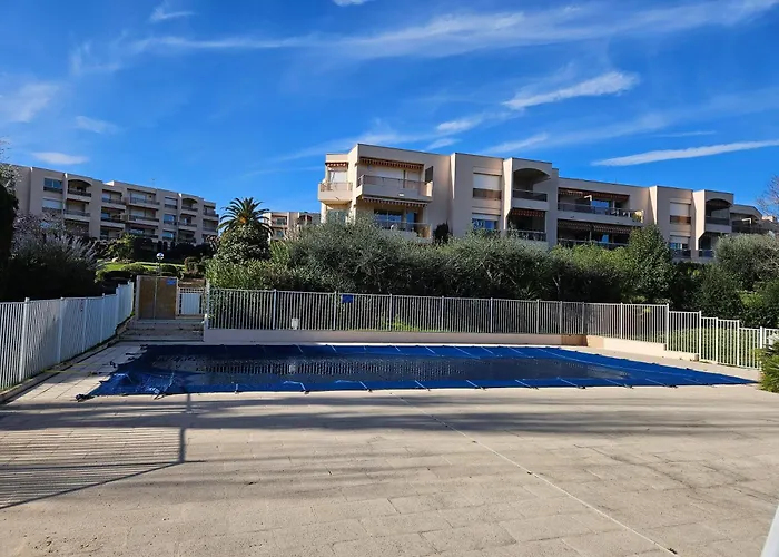 La Louisiane 2p Rdj Pool Antibes