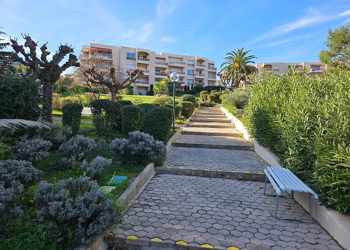 La Louisiane 2p Rdj Pool *